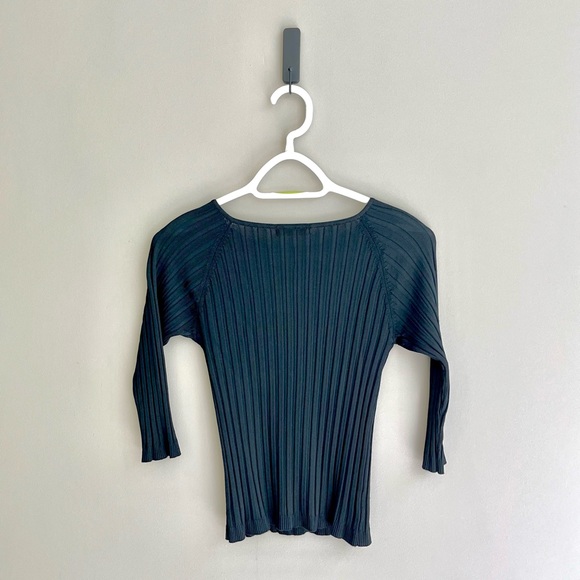 Laetetia black sweater - Picture 4 of 9